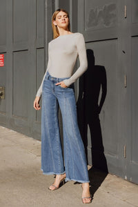 Vervet Wide W/ Panel