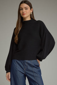Black Elegance Pullover